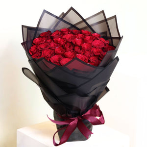 Midnight Roses Luxe