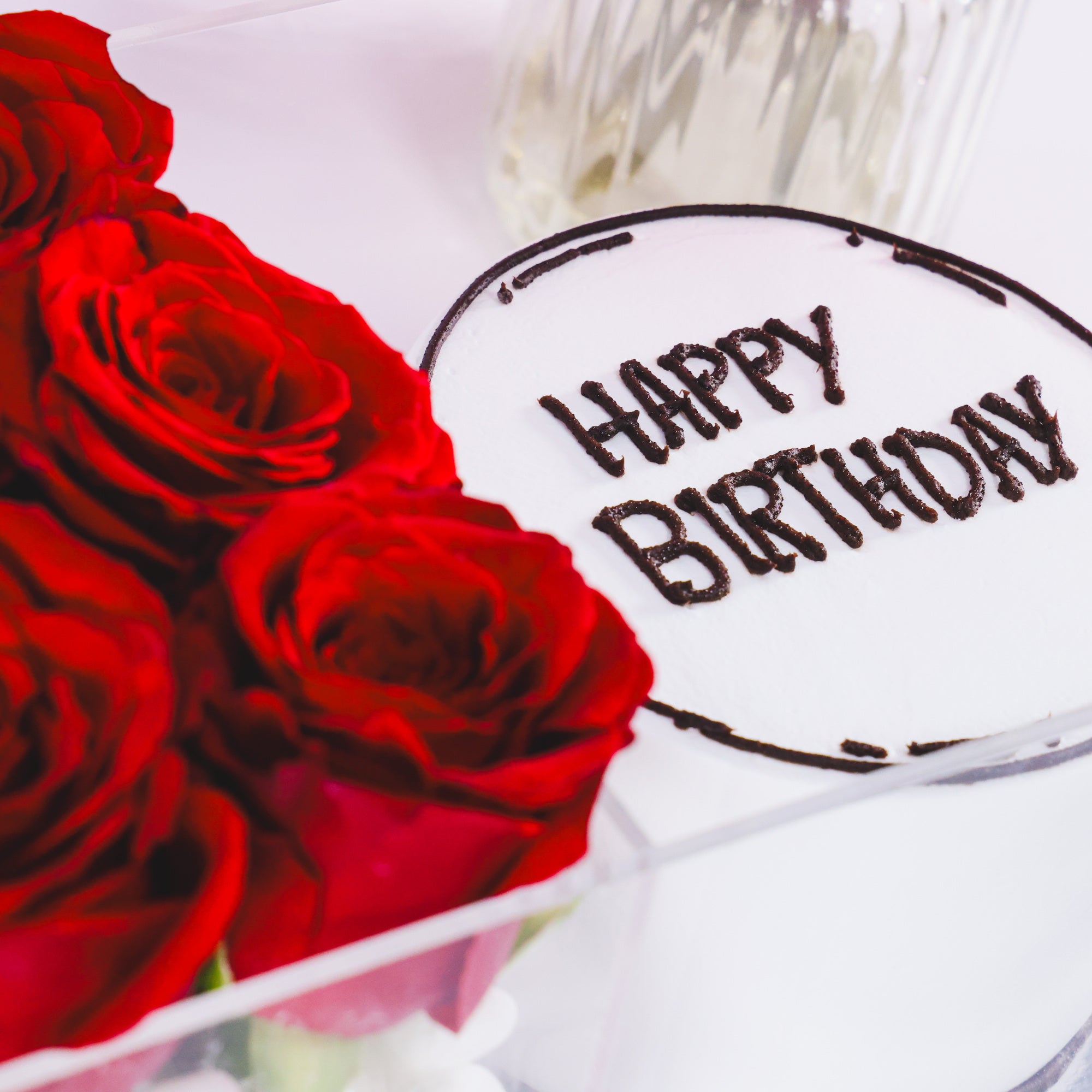 Birthday mini cake with Flowers