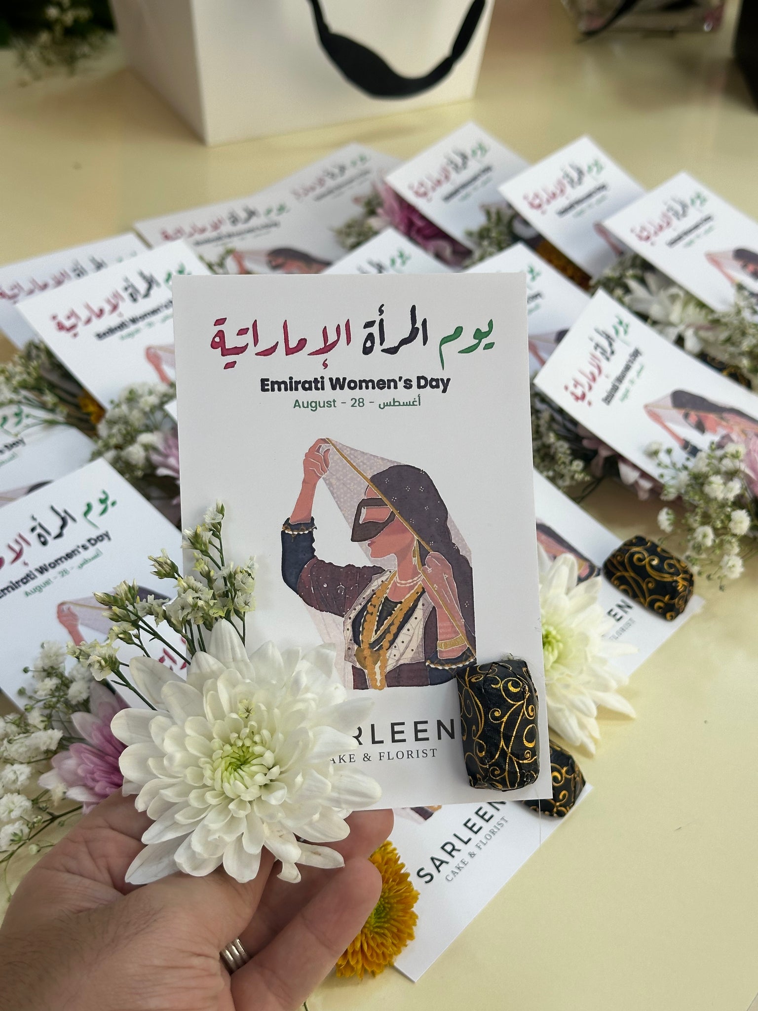 Emirati Women's day توزيعات يوم المرأة الاماراتية