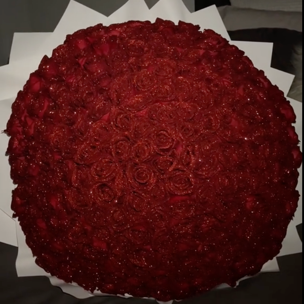 Red Roses with Glitter