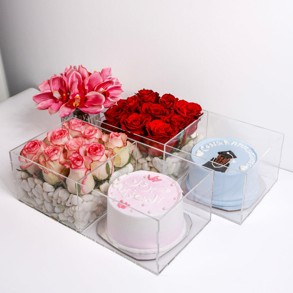 Graduation mini cake with Flowers