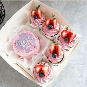 Bento Cakes with cupcakes